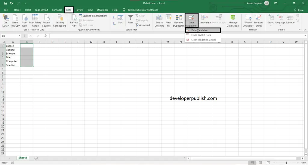 How to create drop-down calendar in Excel?