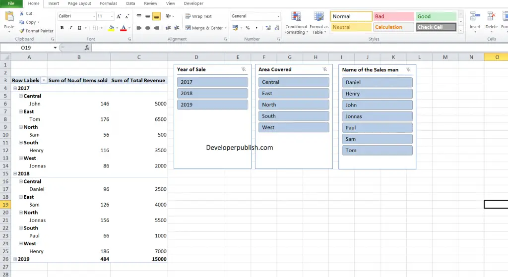Slicers in Excel Pivot Table